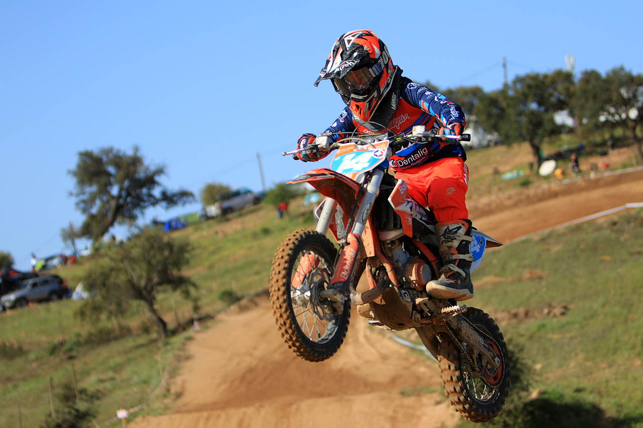 Guilherme Gomes vence no Algarve