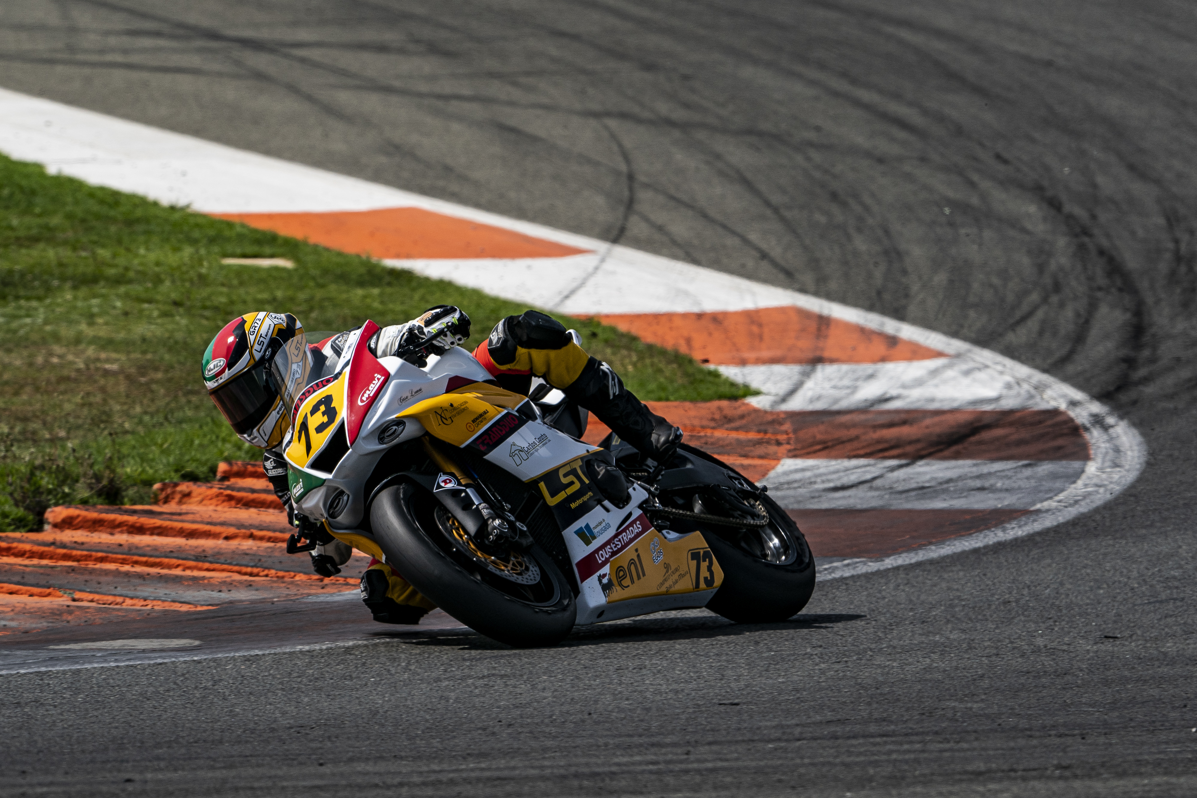Gonçalo Ribeiro aprende em circuito valenciano