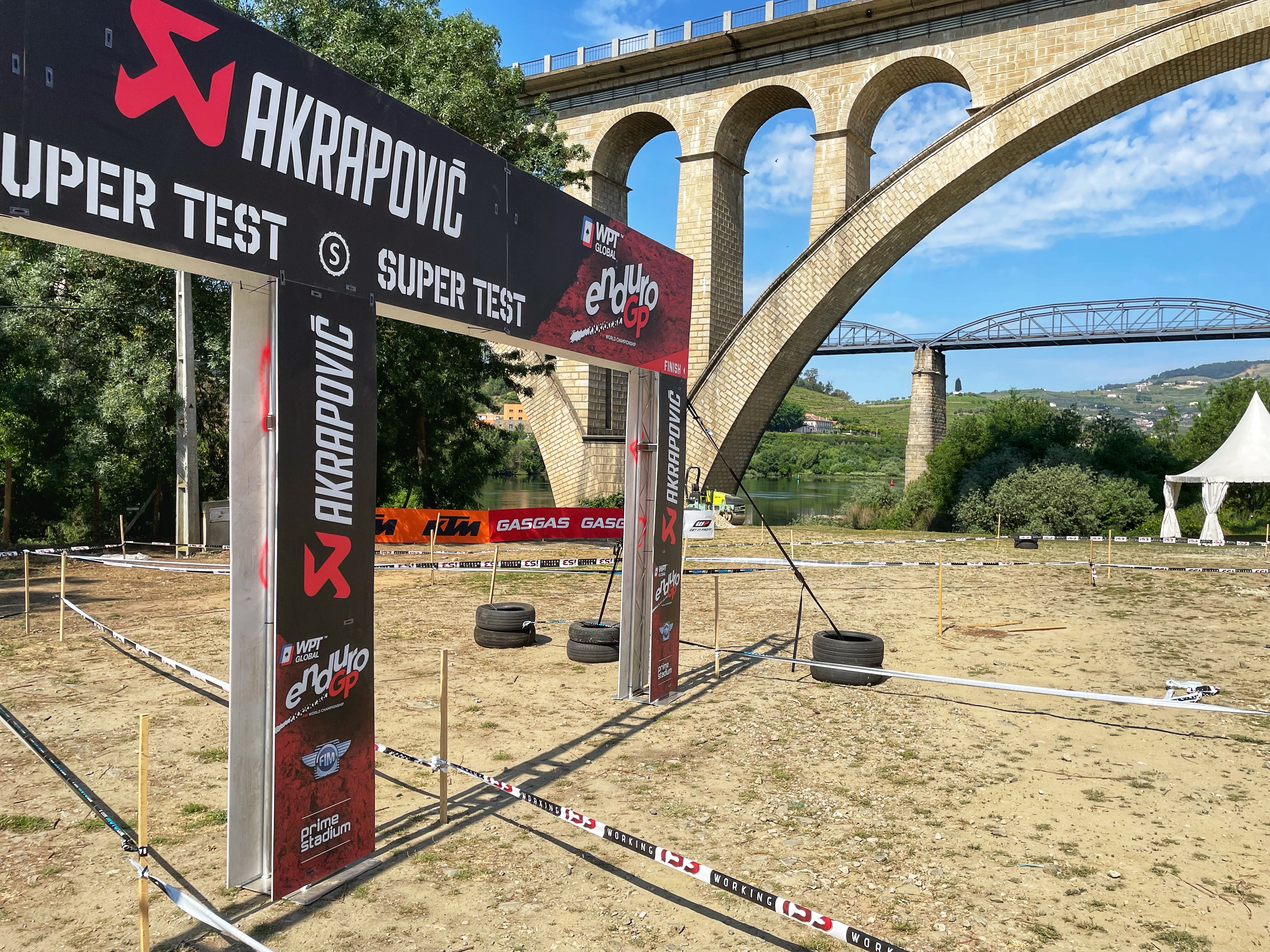 Competição mundial tem início com SuperTest